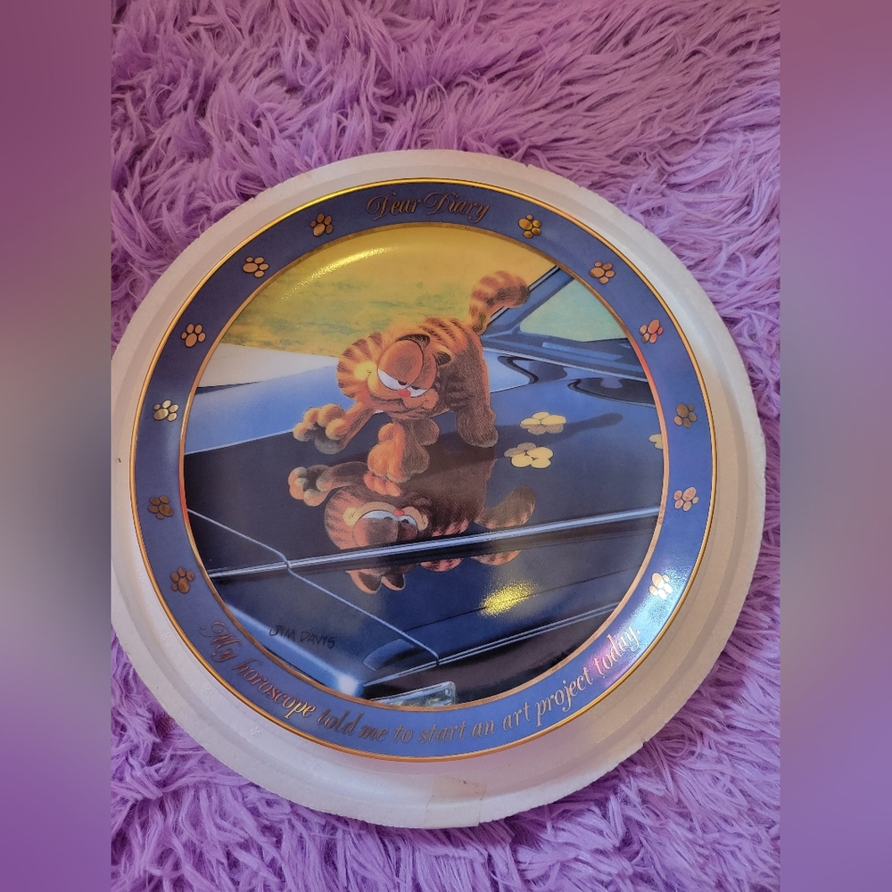 Garfield plate